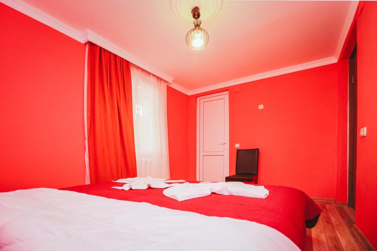 Bebo Babu Guest House Кутаїсі Екстер'єр фото