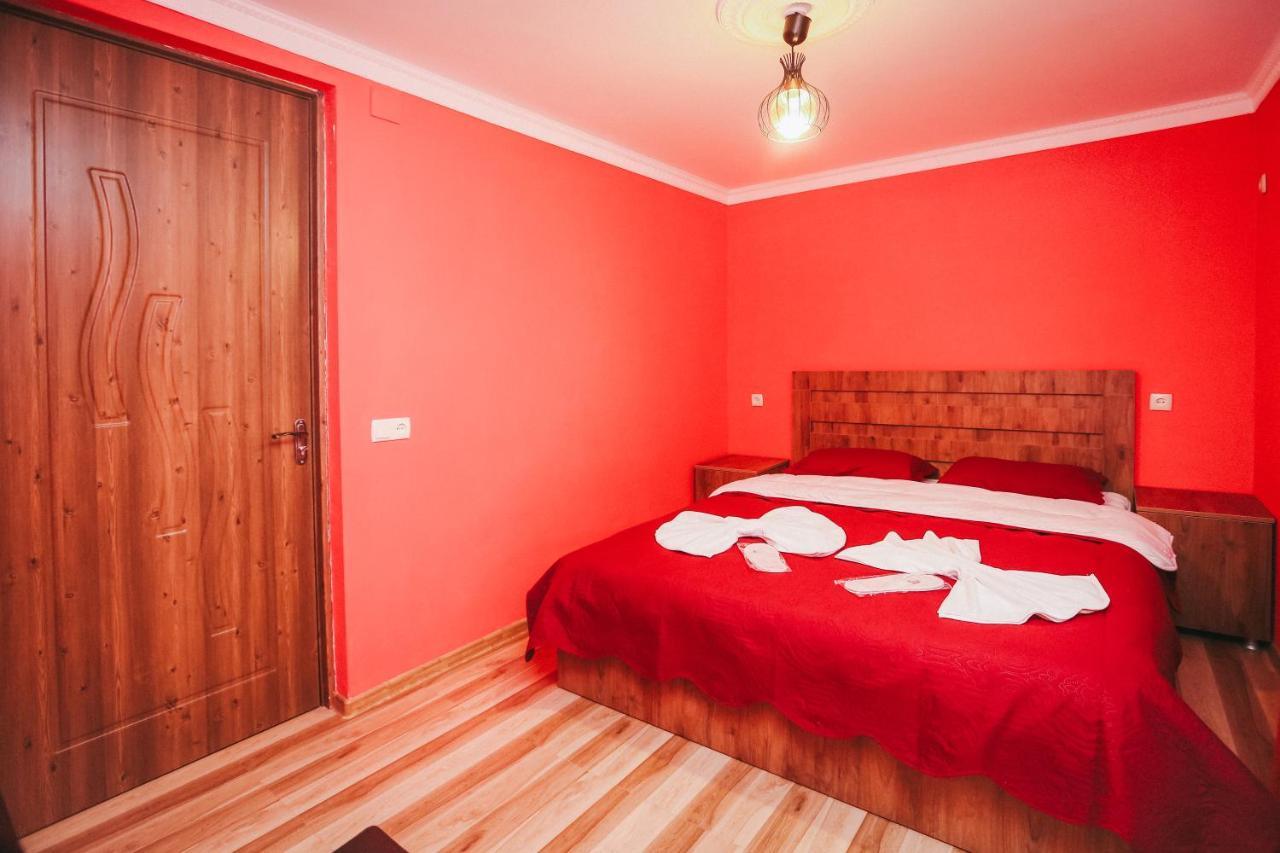 Bebo Babu Guest House Кутаїсі Екстер'єр фото