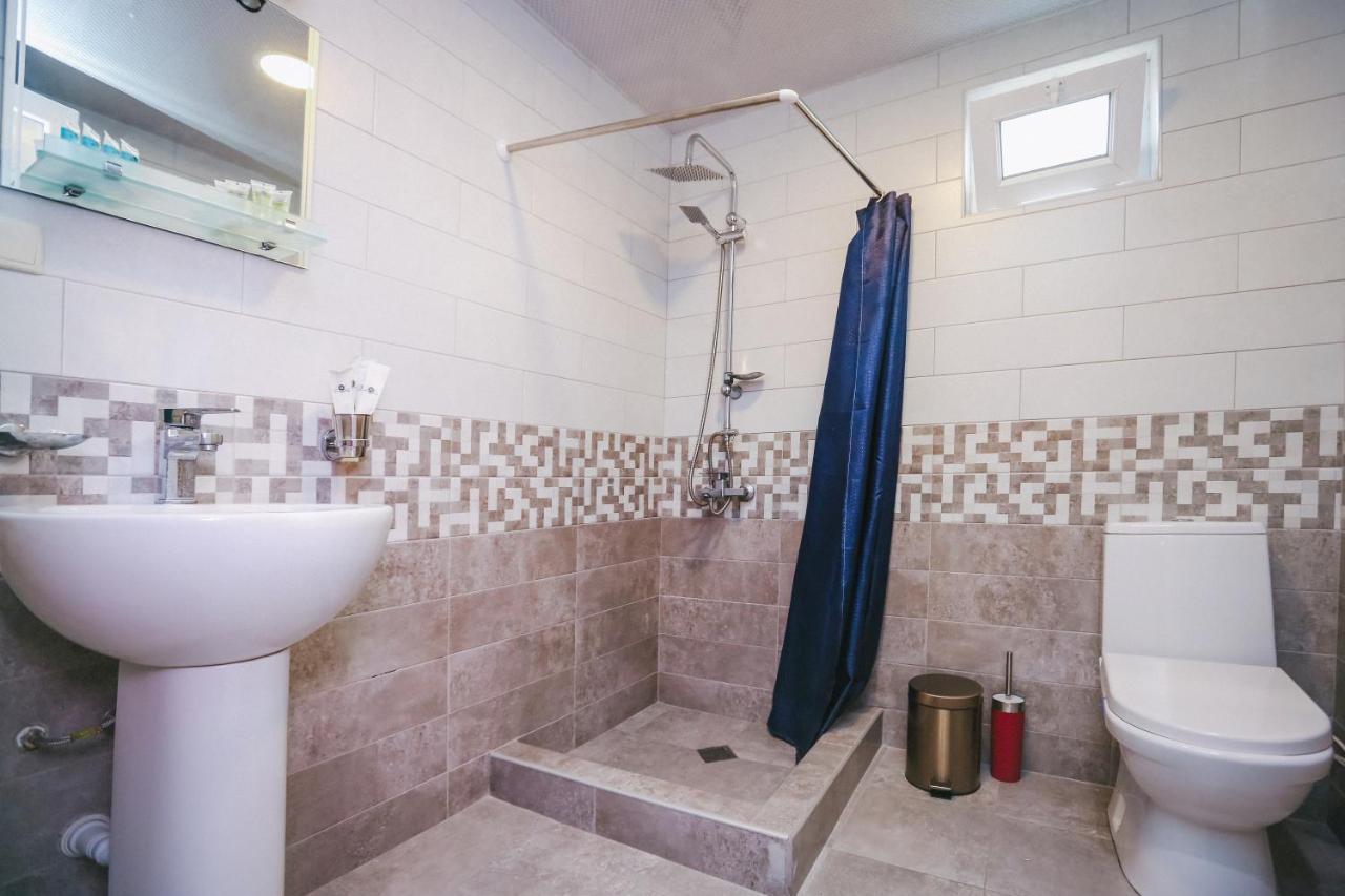 Bebo Babu Guest House Кутаїсі Екстер'єр фото