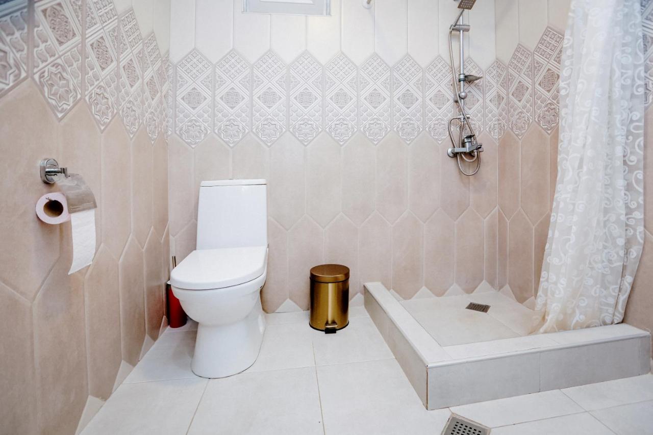 Bebo Babu Guest House Кутаїсі Екстер'єр фото